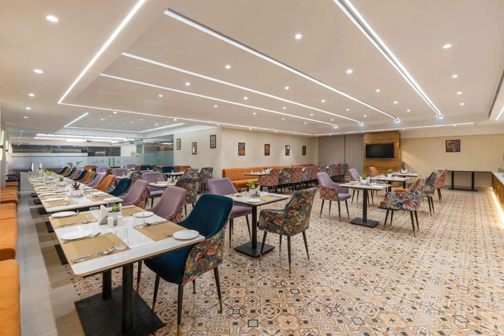 Clarks Inn Suites Agra Near Tajmahal Agra (Uttar Pradesh)